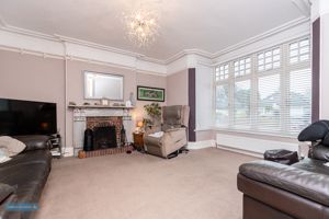 Living Room- click for photo gallery
